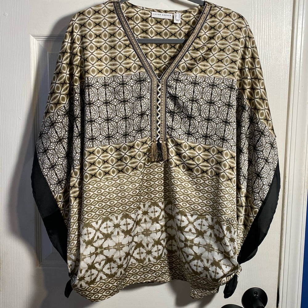 Susan Graver Scarf Top V Neck Medium